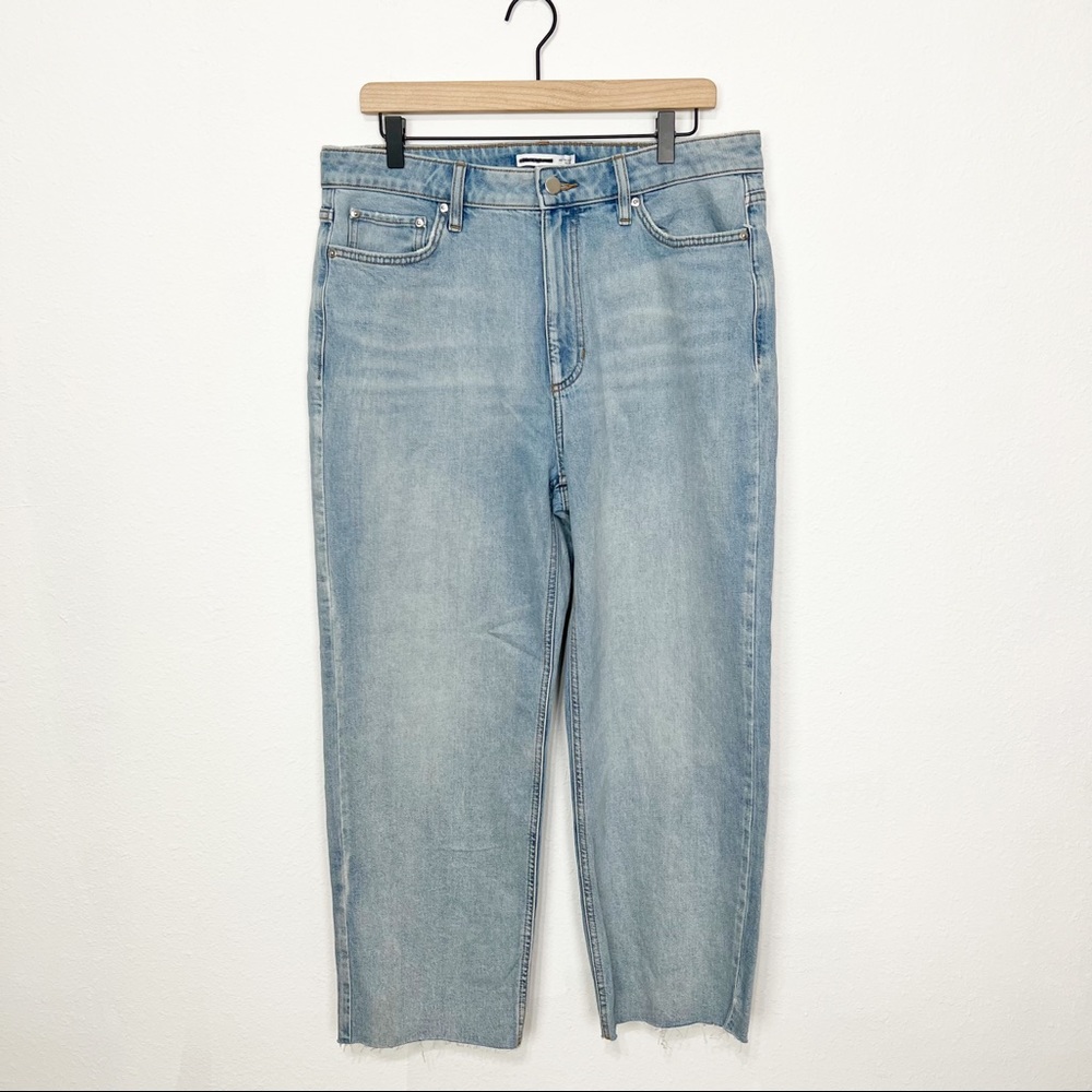 ✨Elizabeth and James ✨High Rise Crop Jeans 🌸